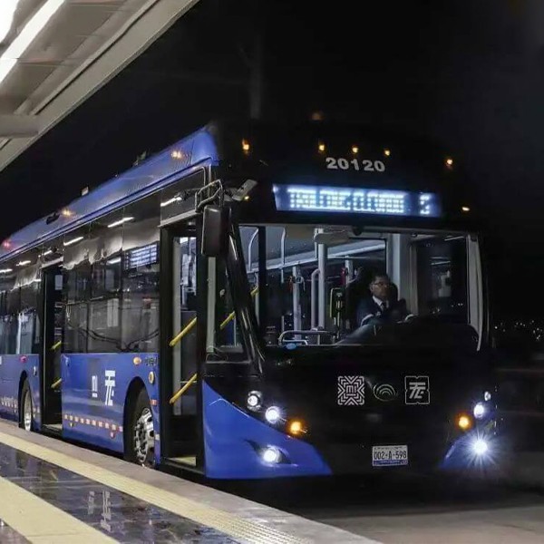 יוטונג טרוליבוס בקו BRT המוגבה הראשון של מקסיקו